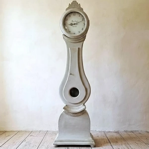 SWEDISH MORA CLOCK